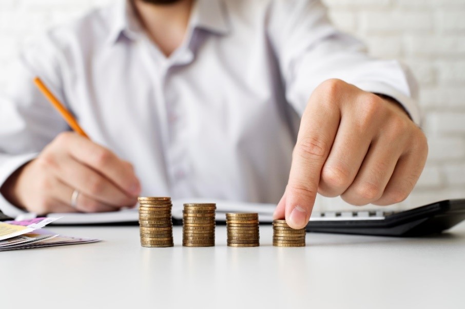 Kumon&#39;s costs and returns - how do we add up?